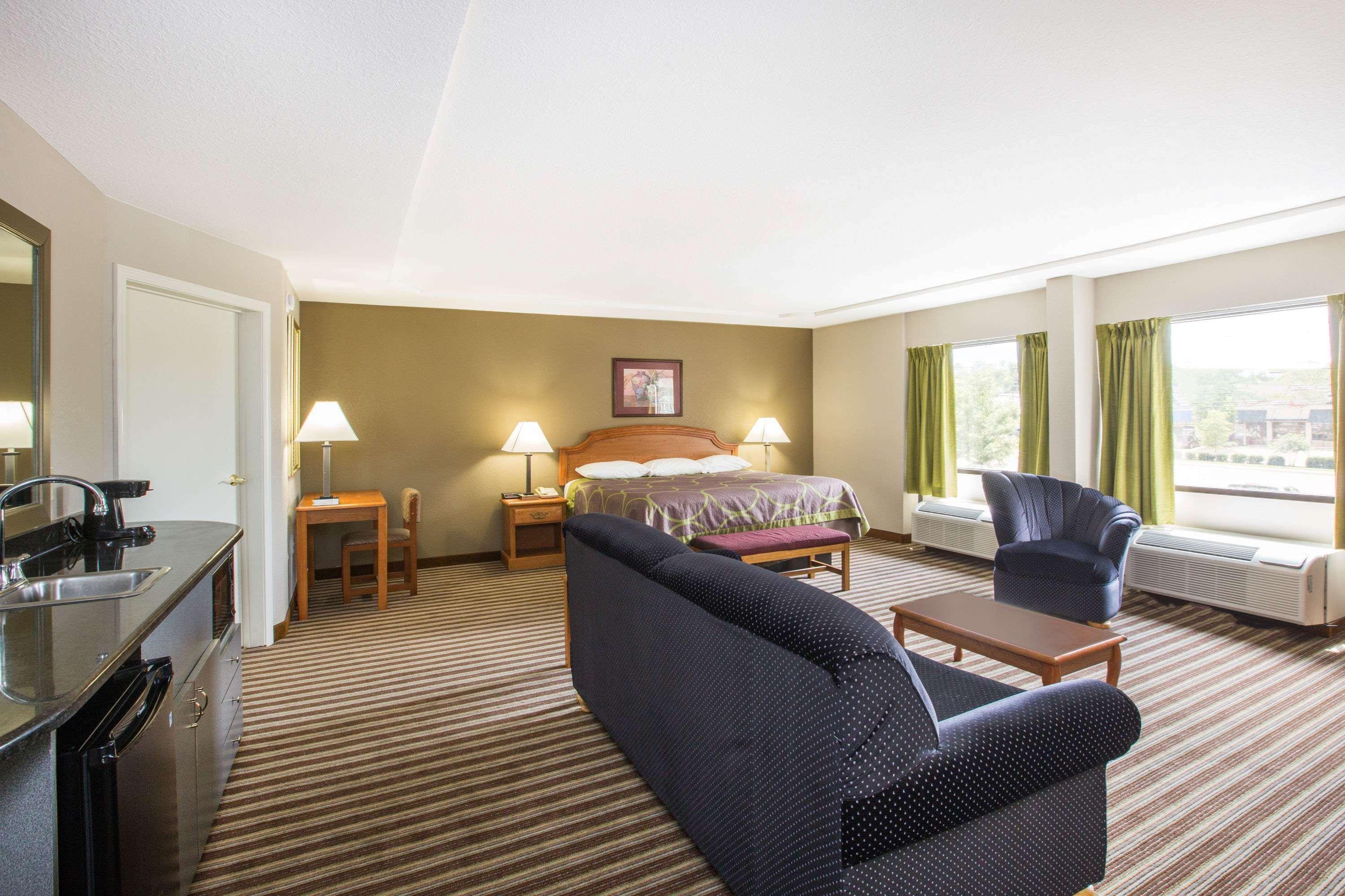 Hotel Super 8 By Wyndham Oxford Exteriér fotografie